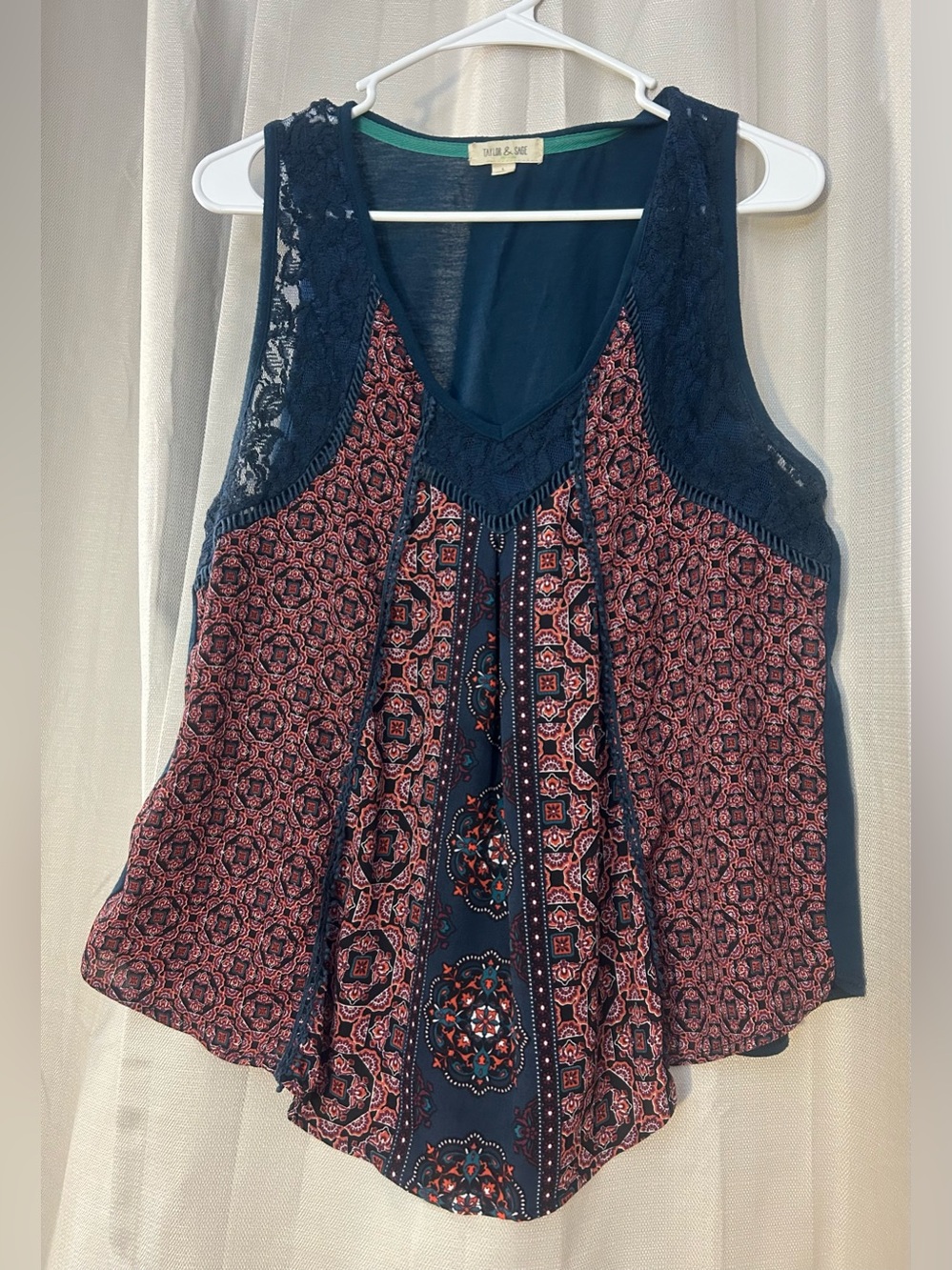 Taylor & Sage Floral Lace Boho Mixed Media Tank Top Size Large
